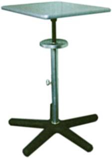 Столик офтальмолога с механической регулировкой высоты Столик офтальмолога с механической регулировкой высоты